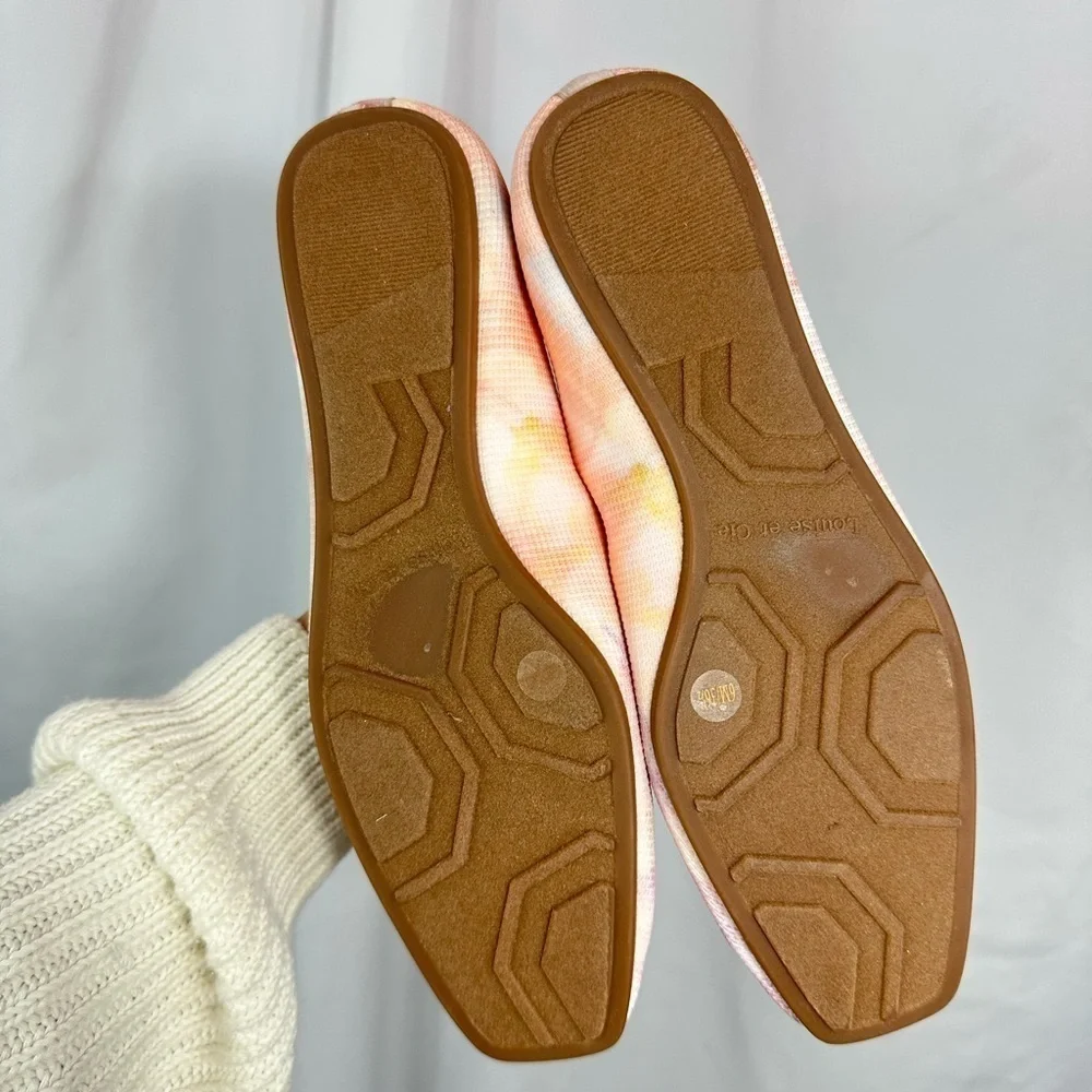 NWOT Louise Et Cie tye dye square toe flats size 6